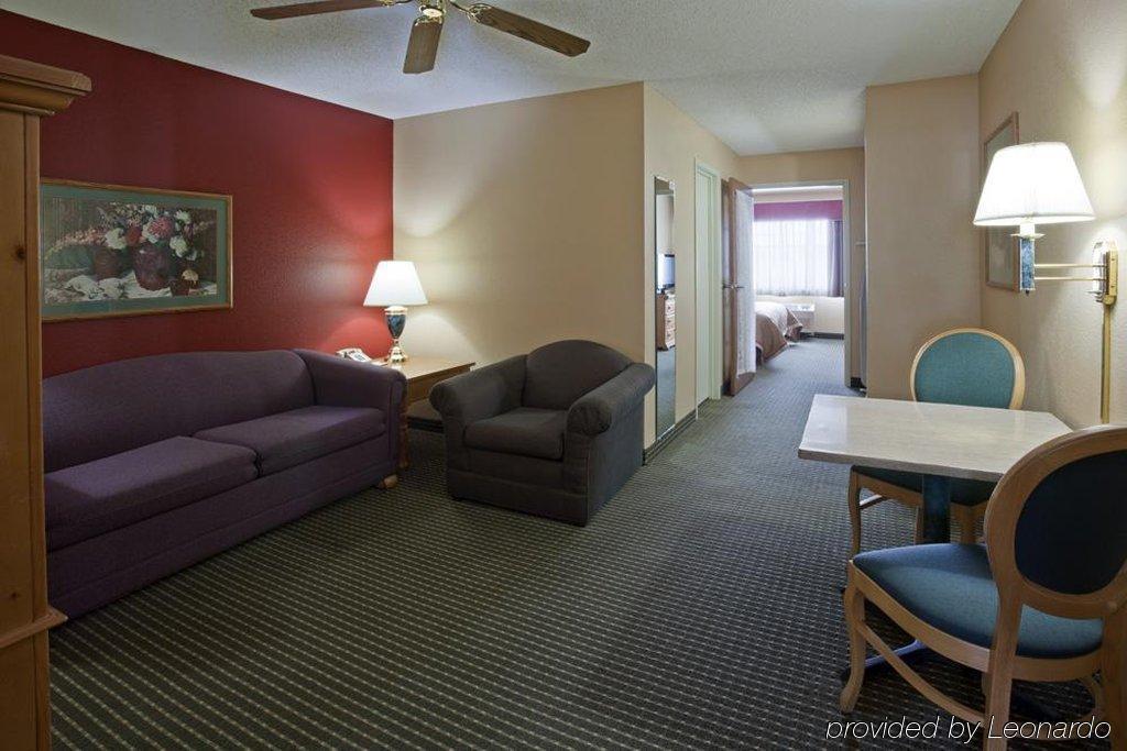 Quality Inn & Suites Stillwater Quarto foto